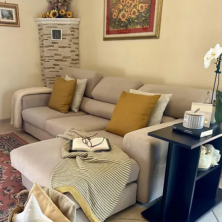 Casa Lorenzo Holiday home *